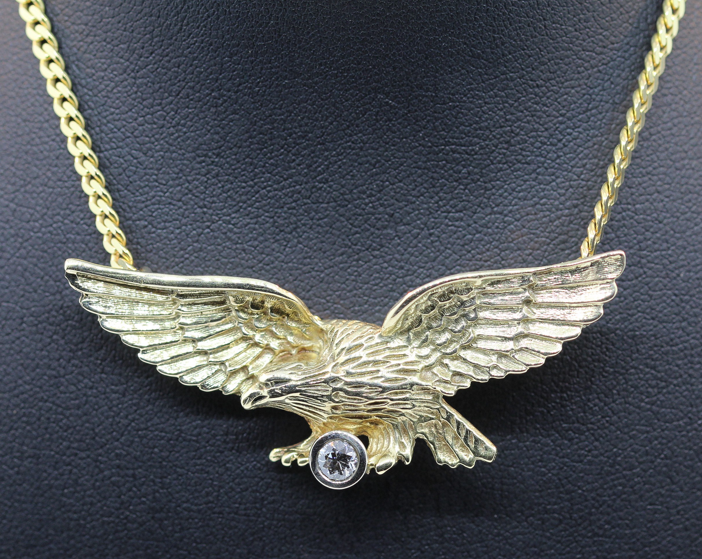 ANHÄNGER ADLER AUS MASSIV 585/- GELBGOLD MIT 1 BRILLANT 0,20ct WERT